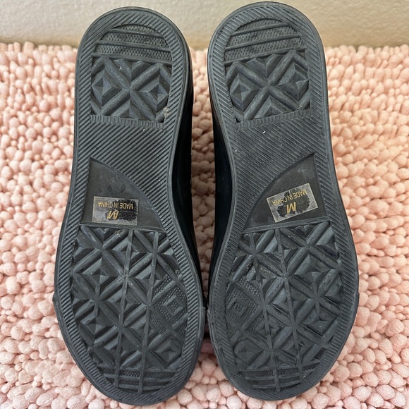 Japanese brand Honeys x Disney collaboration high top sneaker, black, US size 6 - Picture 7 of 9